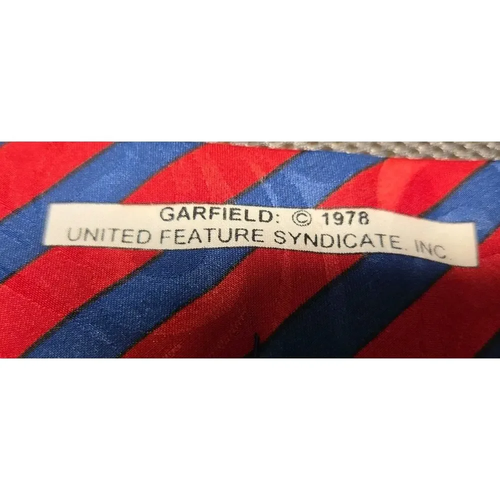 Garfield The Cat Mans Neck Tie Red & Blue Striped